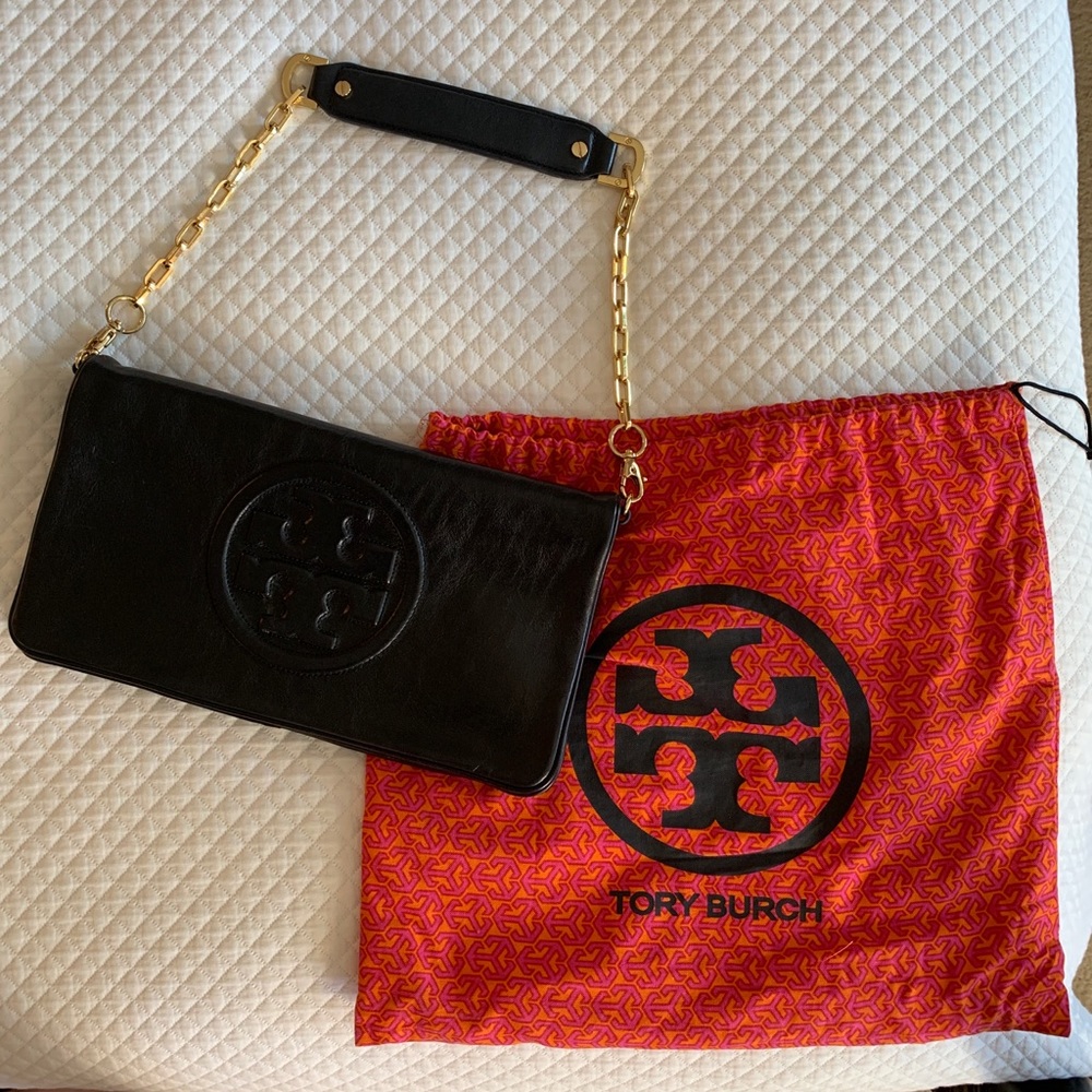 Tory burch shoulder clutch